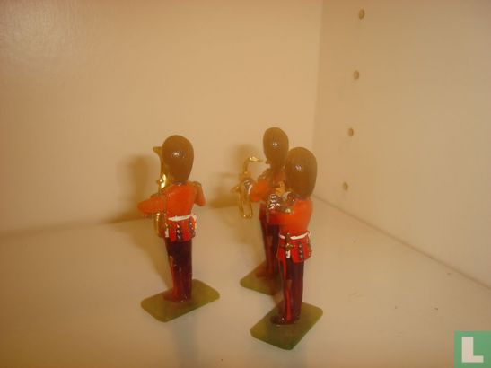Scots Guards Tuba, Piccolo, Saxophone - Afbeelding 3