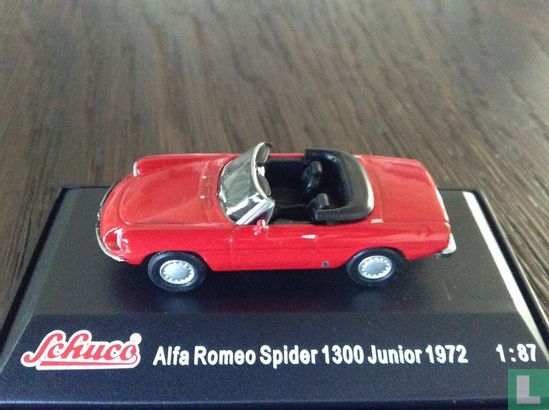Alfa Romeo Spider 1300 Junior - Image 3