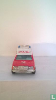 Mercedes Ambulance 'Falck' - Afbeelding 2