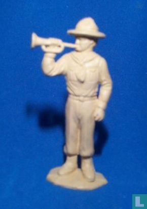 Boy Scout Playing bugle - Afbeelding 1