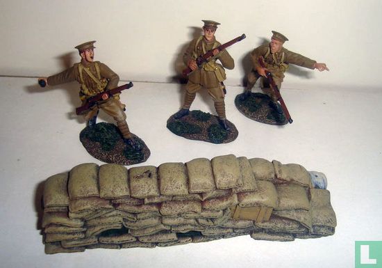 British 4th 1st Battalion Royal Fusiliers firing set 2 with Barricade - Afbeelding 1