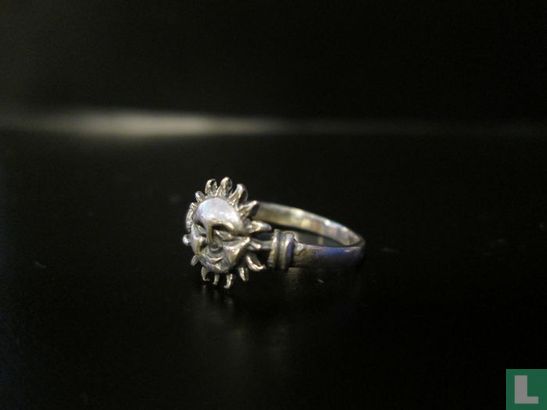 Zilveren Ring, Met Zon - Image 2