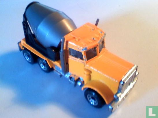 Peterbilt Cement Truck - Image 1