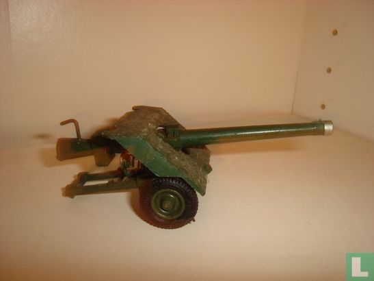BAT Gun - Image 1
