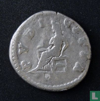 Roman Empire, AR Denarius, 161-169 AD, Lucilla wife of Lucius Verus, Rome, 166-169 AD - Image 2