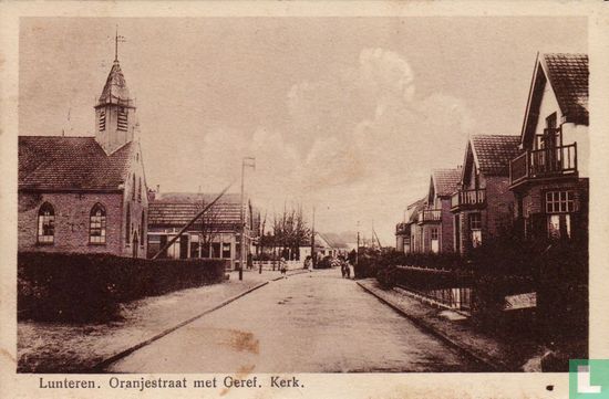 Oranjestraat met Geref. Kerk