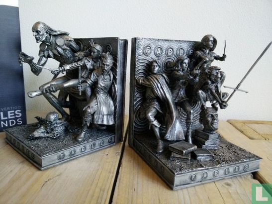 Fables Bookends - Image 3