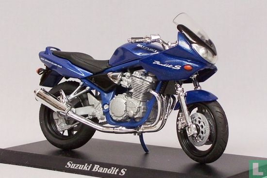 Suzuki Bandit S - Bild 1