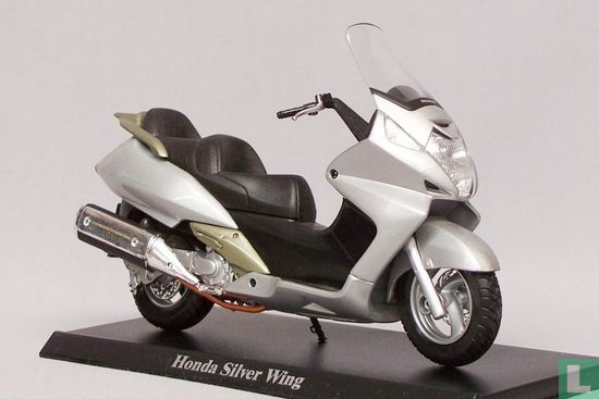 Honda Silver Wing - Image 1