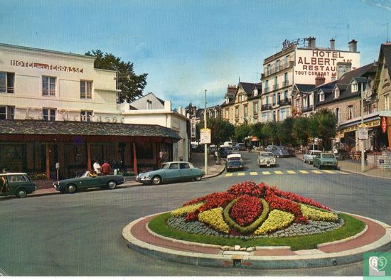 Bagnoles-de-l'Orne, Avenue de la gare et les hôtels - Afbeelding 1