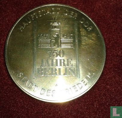 DDR  750 Jahre Berlin Hauptstadt  1237 - 1987 - Image 2