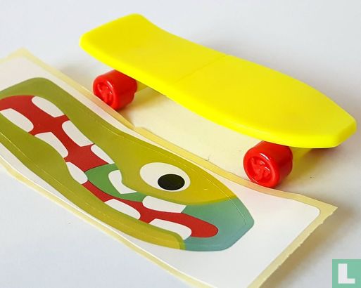 Skateboard - Image 1