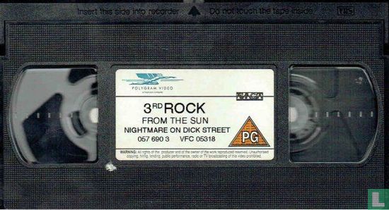 3rd Rock from the Sun - Nightmare on Dick Street - Bild 3