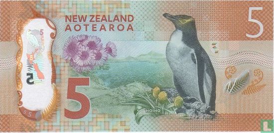 New Zealand 5 Dollars by  - Image 2