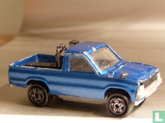 Toyota HILUX Pick-Up 4x4 - Image 1