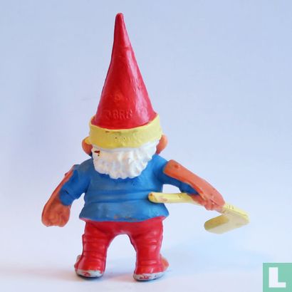 Gnome with ice hockey stick [goalkeeper] red boots - Image 2
