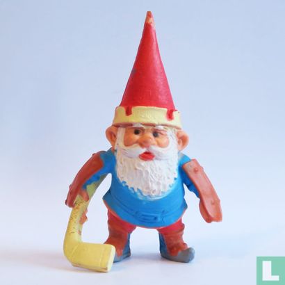 Gnome avec des bottes de bâton [gardien] bleu de hockey sur glace - Image 1