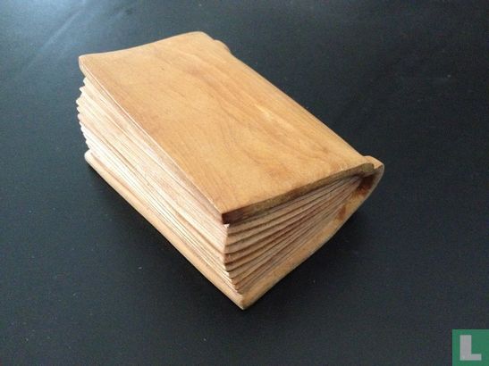 Handgesneden houten boek - Bild 1