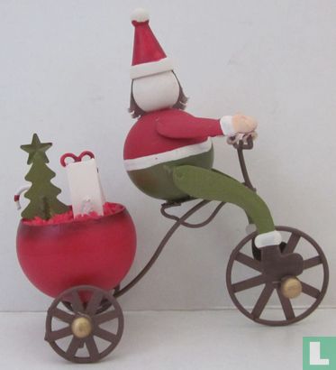 Tricycle with Santa on it  - Image 3