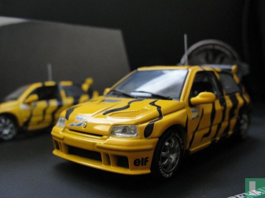 Renault Clio Maxi 'Presentation Course' - Bild 2