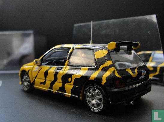 Renault Clio Maxi 'Presentation Course' - Afbeelding 3