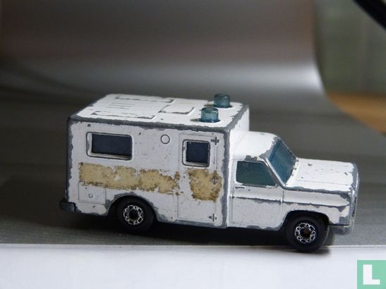 Chevrolet Ambulance - Afbeelding 2