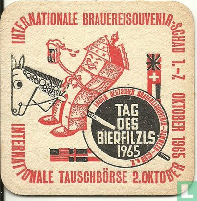 Tag des Bierfilzls 1965 Internationale Brauereisouvenirschau Internationale Tauschbörse / Über 100 Jahre Bayern-Bräu - Bild 1