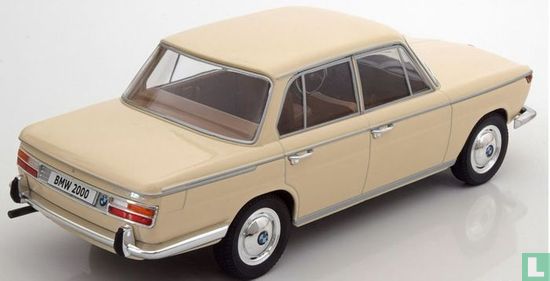 BMW 2000 tilux (Typ 120) - Image 2