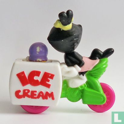 Dot's Ice Cream Wagon  - Image 2