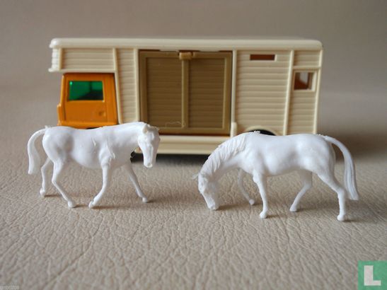 Bedford Horse Box - Image 3