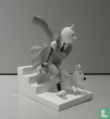 Tintin in action - Image 1