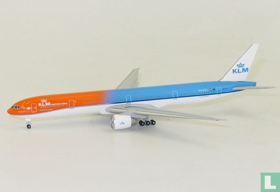 KLM - 777-300ER "Orange Pride", PH-BVA 