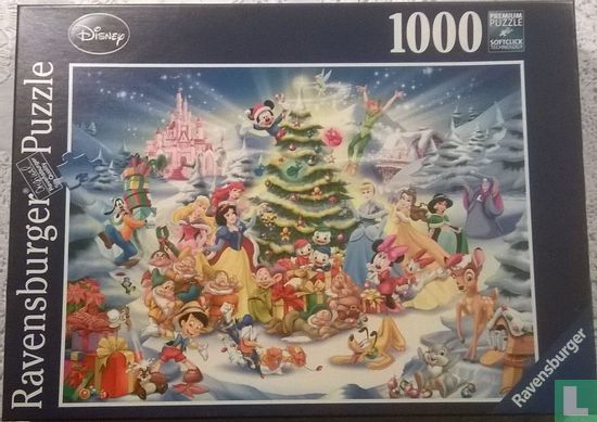 A Disney Christmas - Image 1