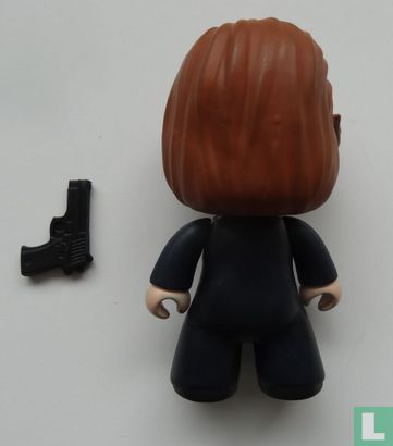 Scully Titans Vinyl Figure - Image 3