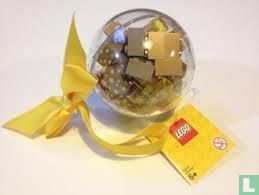 Lego 853345 Holiday Bauble With Gold Bricks - Image 1