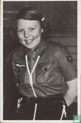 H.K.H. Prinses Beatrix in het uniform van het Ned. Padvindsters Gilde - Image 1