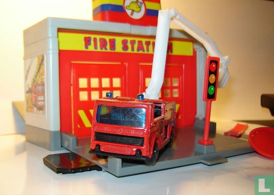 Fire Station - Bild 2