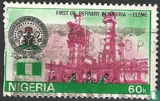 Erste Öl-Raffinerie
