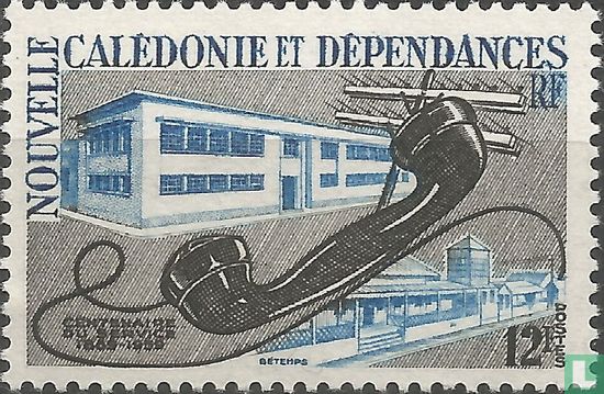 100 ans de services postaux