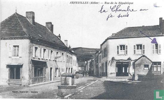 Arfeuilles - Rue de la République - Afbeelding 1