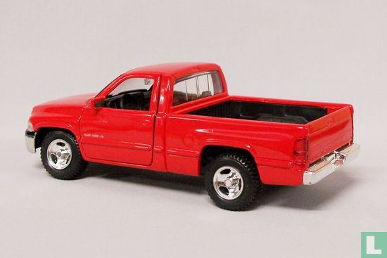 Dodge Ram Pickup - Image 2