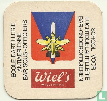 School voor luchtdoelartillerie bar - onderofficieren  Ecole d'artillerie antiaerienne bar sous-officiers 