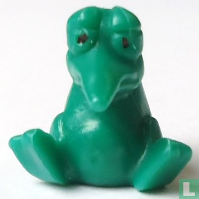 Green alien (sitting) - Image 1