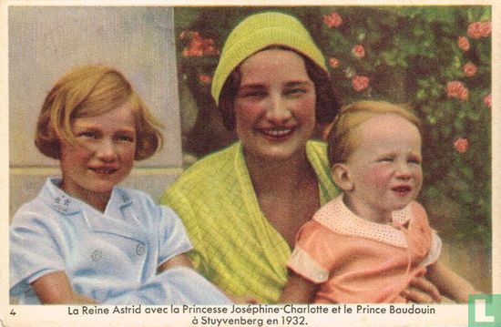 La Reine Astrid avec la Princesse Joséphine-Charlotte et le Prince Baudouin à Stuyvenberg en 1932 - Image 1
