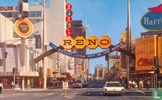 Fantastic gateway over Reno 's Casino Area  - Afbeelding 1