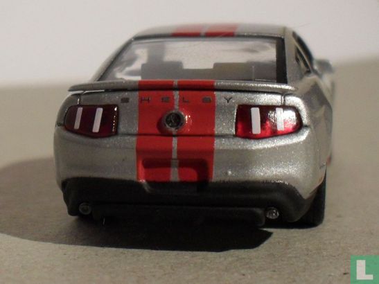 Ford shelby GT500 - Image 3