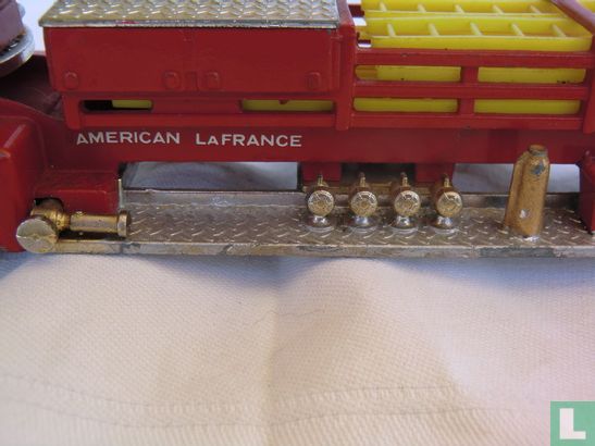 American LaFrance Aerial Rescue Tractor & Truck - Image 3