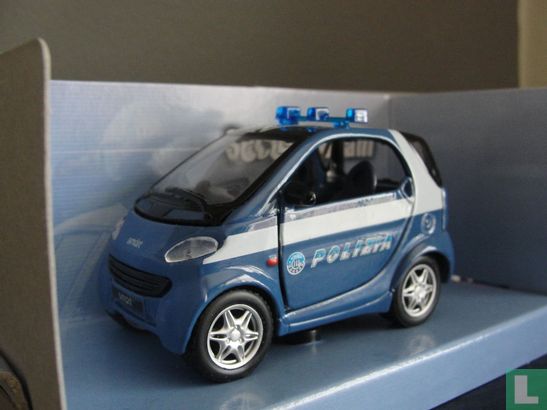 Smart Fortwo Coupé 'Polizia' - Image 2