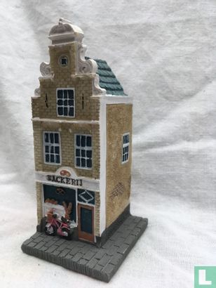 Maison de canal avec boulangerie - Image 2