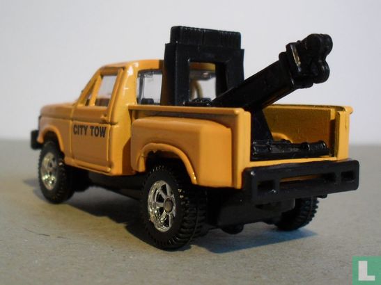 Toyota Hilux Tow Truck - Afbeelding 3
